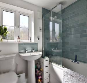 4 Bedroom House for sale in Sherbourne Drive, Salisbury
