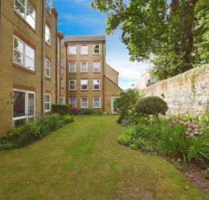 1 Bedroom Retirement for sale in Wilton Road, Salisbury
