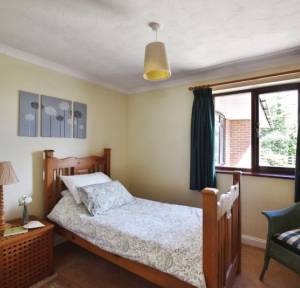 3 Bedroom Bungalow for sale in The Street, Salisbury