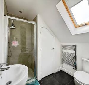 4 Bedroom House for sale in Bailey Lane, Salisbury