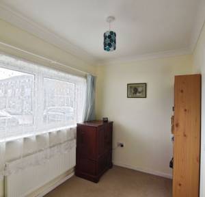 2 Bedroom House for sale in Chatham Close, Salisbury