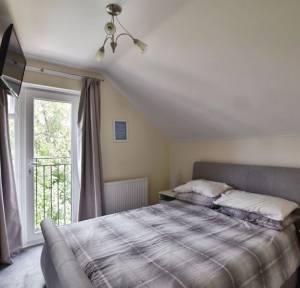 2 Bedroom Flat for sale in Avon Place, Salisbury