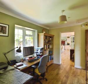 3 Bedroom House for sale in Blandford Road, Salisbury