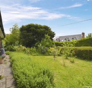 3 Bedroom Bungalow for sale in Mount Pleasant, Salisbury