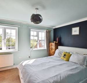 2 Bedroom House for sale in Hampton Court, Salisbury