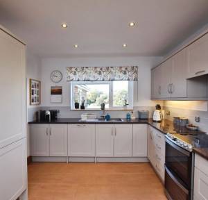 4 Bedroom House for sale in Southampton Road, Salisbury
