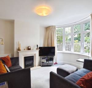 3 Bedroom House for sale in Coombe Road, Salisbury