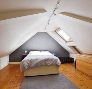 3 Bedroom House for sale in Coombe Road, Salisbury