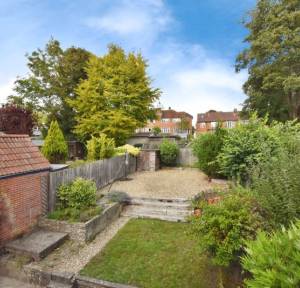 3 Bedroom House for sale in Coombe Road, Salisbury