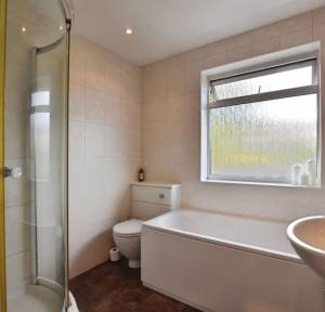 3 Bedroom House for sale in Coombe Road, Salisbury