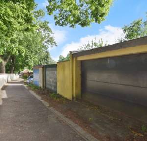 3 Bedroom House for sale in Belle Vue Road, Salisbury
