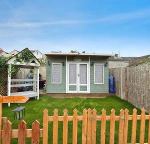 3 Bedroom House for sale in Ashley Road, Salisbury