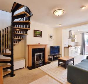 4 Bedroom Bungalow for sale in Melvin Close, Salisbury