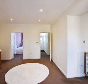 4 Bedroom Bungalow for sale in Melvin Close, Salisbury