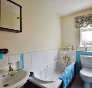 3 Bedroom Bungalow for sale in Stone Close, Salisbury