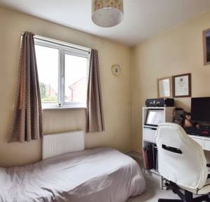 2 Bedroom Flat for sale in Ramleaze Drive, Salisbury