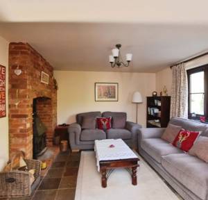 2 Bedroom House for sale in Goggs Lane, Salisbury