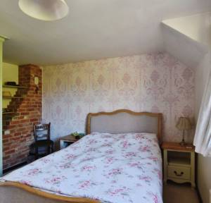 2 Bedroom House for sale in Goggs Lane, Salisbury