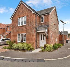 3 Bedroom House for sale in Finch Close, Salisbury