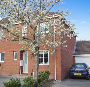 3 Bedroom House for sale in Lindford Road, Salisbury