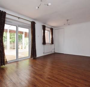 3 Bedroom House for sale in Hulse Road, Salisbury