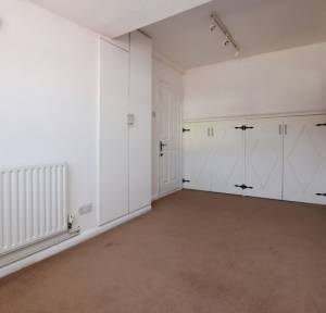 3 Bedroom House for sale in Hulse Road, Salisbury
