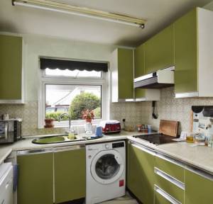 4 Bedroom House for sale in Centurion Close, Salisbury