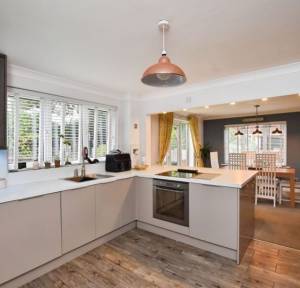 4 Bedroom House for sale in Little Woodfalls Drive, Salisbury