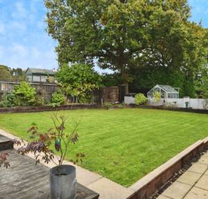 4 Bedroom House for sale in Little Woodfalls Drive, Salisbury