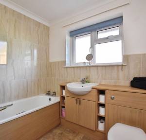 4 Bedroom House for sale in The Copse, Salisbury