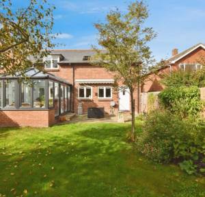 3 Bedroom House for sale in Crow Lane, Salisbury