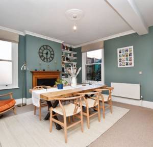 4 Bedroom House for sale in Queens Road, Salisbury