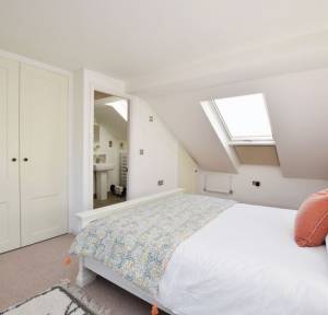 4 Bedroom House for sale in Queens Road, Salisbury