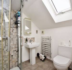 4 Bedroom House for sale in Queens Road, Salisbury