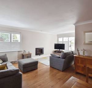 3 Bedroom Bungalow for sale in Glendale Crescent, Salisbury