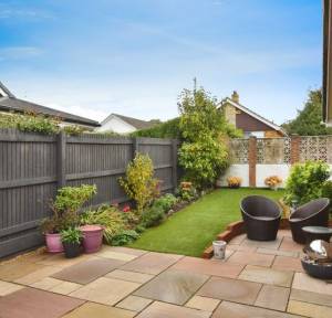 3 Bedroom Bungalow for sale in Glendale Crescent, Salisbury