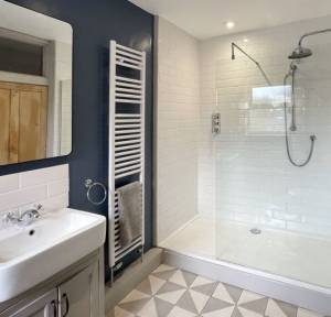 3 Bedroom House for sale in Park Street, Salisbury