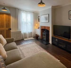 3 Bedroom House for sale in Park Street, Salisbury