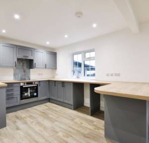 3 Bedroom House for sale in , Salisbury