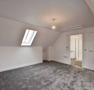 3 Bedroom House for sale in Salisbury Road, Salisbury