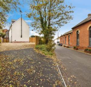 3 Bedroom House for sale in Salisbury Road, Salisbury