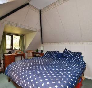 4 Bedroom House for sale in Middleton Road, Salisbury