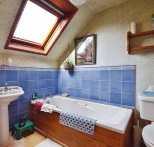 4 Bedroom House for sale in Middleton Road, Salisbury