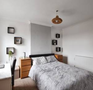 3 Bedroom House for sale in Devizes Road, Salisbury