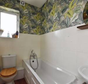 3 Bedroom House for sale in Devizes Road, Salisbury