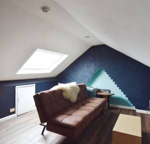 3 Bedroom House for sale in Devizes Road, Salisbury