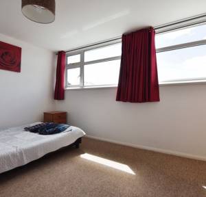 3 Bedroom House for sale in Byways Close, Salisbury