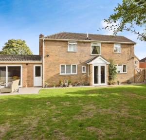 3 Bedroom House for sale in William Close, Salisbury