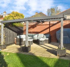 3 Bedroom Bungalow for sale in Melvin Close, Salisbury