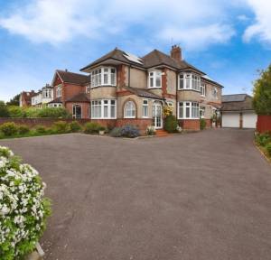 5 Bedroom House for sale in Castle Road, Salisbury